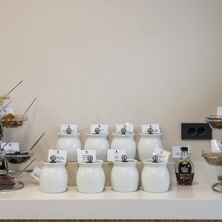 Hyperion & Hotell 4*