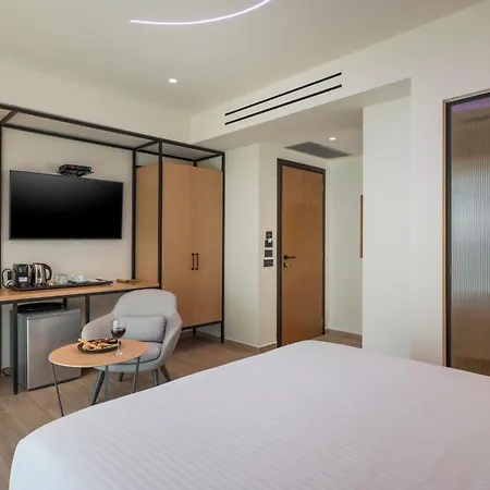 Hyperion & Ханья