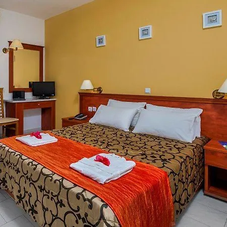 Hyperion & Hotel Chania (Crete)
