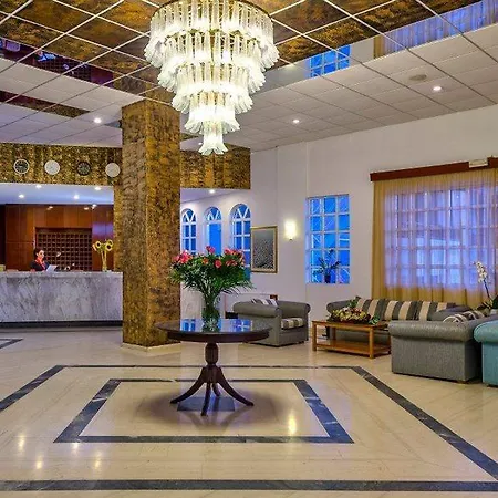 Hyperion & Hotel 4*
