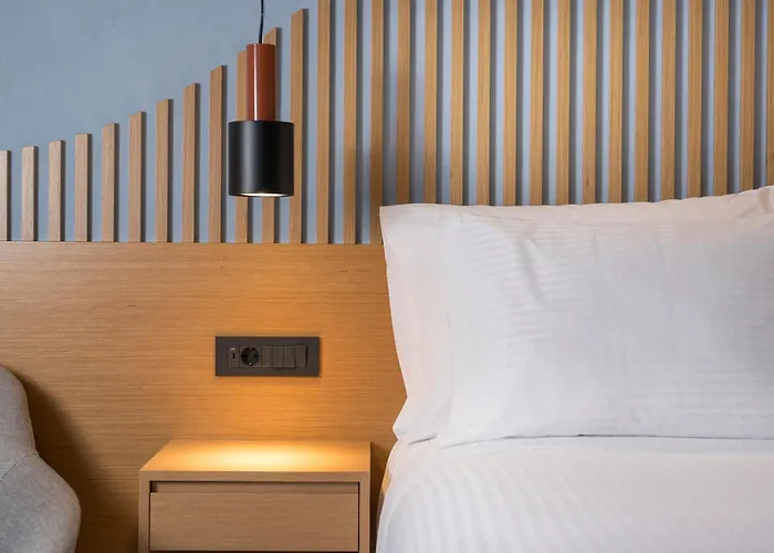 Hyperion & Chania (Crete)