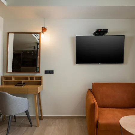 Hotel Hyperion & Chania (Crete)