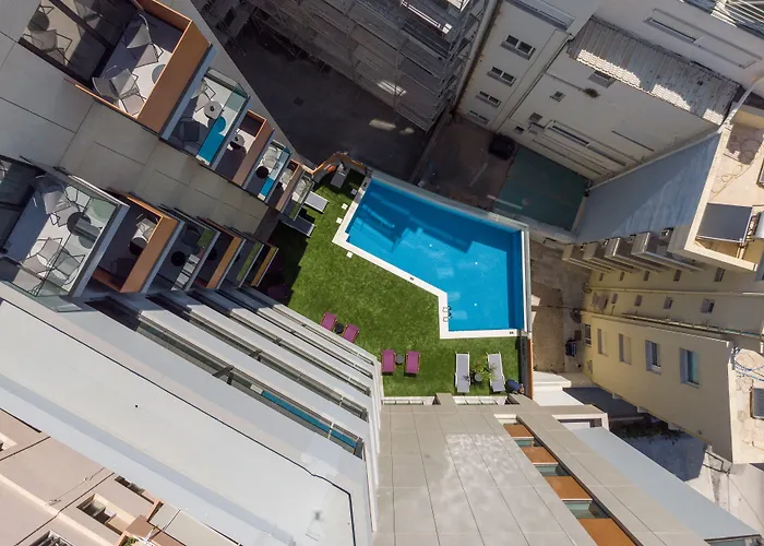 Hyperion & Szálloda